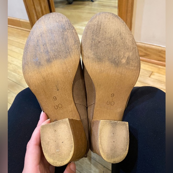 Urban Outfitters Brown Suede Booties - Picture 9 of 12
